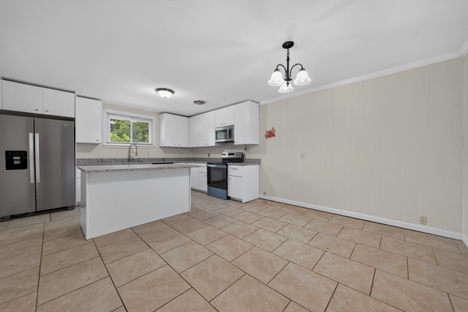 The remodeled Kitchen - Chapel Hill ~ Big Open floor and spacious House with in-law unit and big flat backya