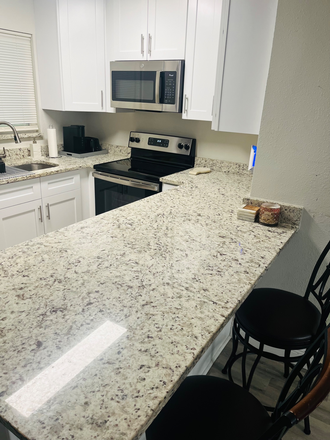 Kitchen - Updated Home near UCF campus, 6 mins drive