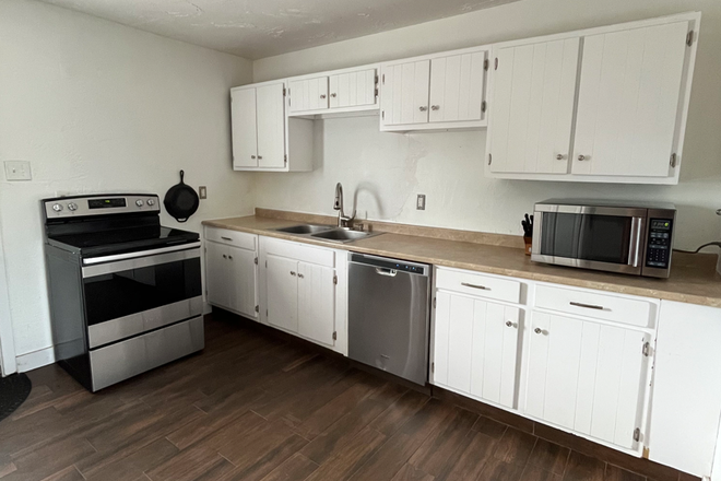 Kitchen - 1353 N 22nd St House