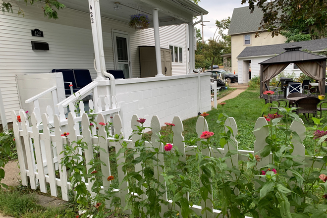 Yard - New Listing in Old West Side neighborhood - Updated 2-Bedroom Unfurnished Apartment