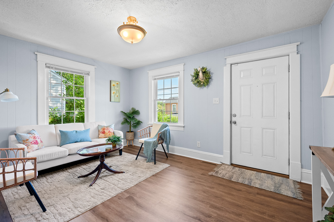 Living Room - Newly Remodeled 2 Br house 10 minutes to LU