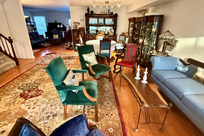 Living-room and dining-room (table can seat more than 10 people) - Room in shared 3BR thome-Towpath Ct-Princeton