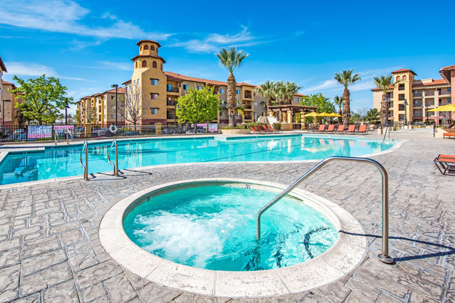 Pool - GrandMarc at University Villege