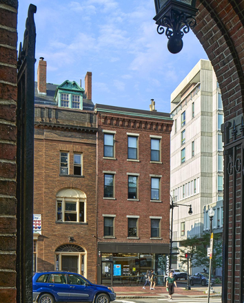 View of the apartment from Harvard - Right in Harvard Square (HUH Summer Sublet)