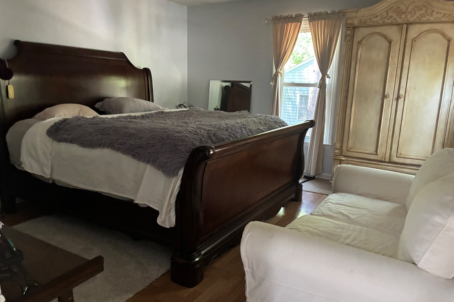 Bedroom - Private Upstairs Living Space in Carrboro