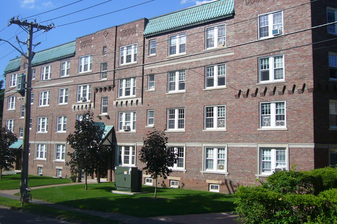 Exterior - Avail 9/1 Beautiful Jr 1 bedroom, hardwood flrs, lg closet space, built-ins, yard, laundry