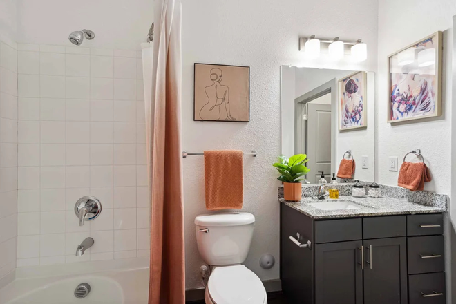 Bathroom - The Drake Student Living Apartments