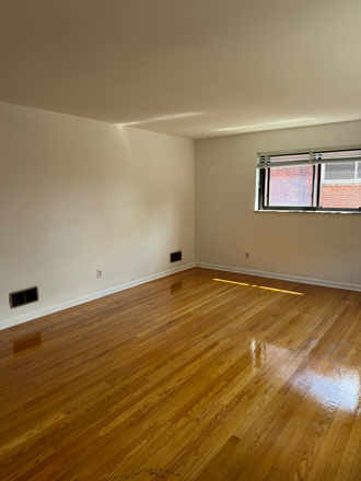Living Room - 2 Bedroom Private Landlord
