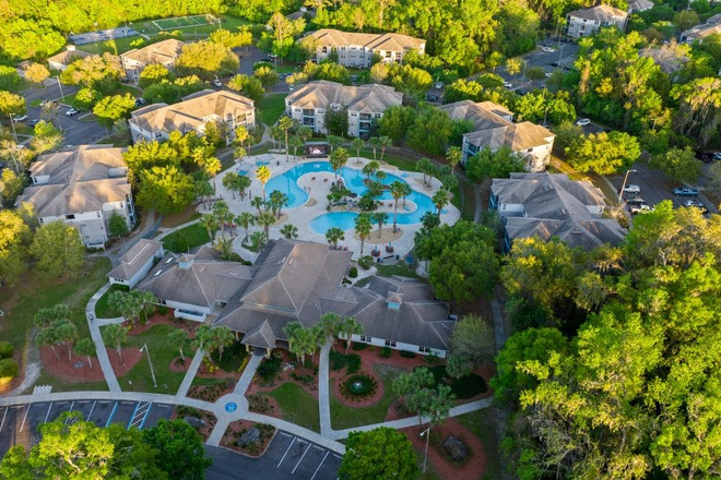 overview - Cabana Beach Apartments