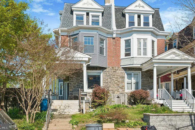 streetview - 6 bedroom, 4 bath home with lots of light