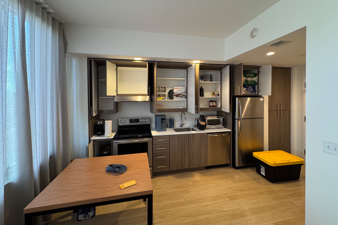 kitchen/living room - Kendrick Place