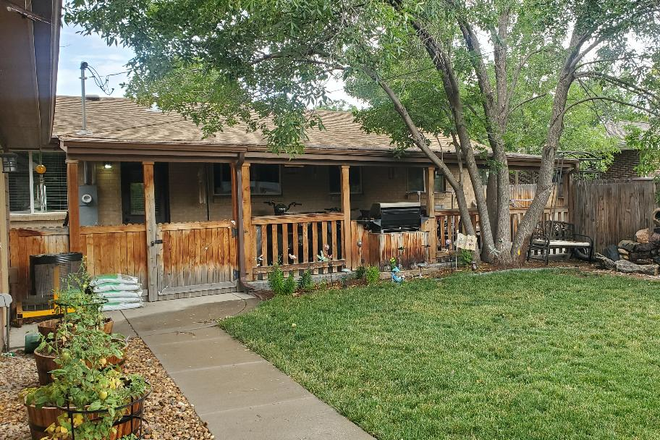 back patio and entrance - Furnished 2BR, 1 BA