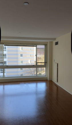 living room - Peninsula Apartments