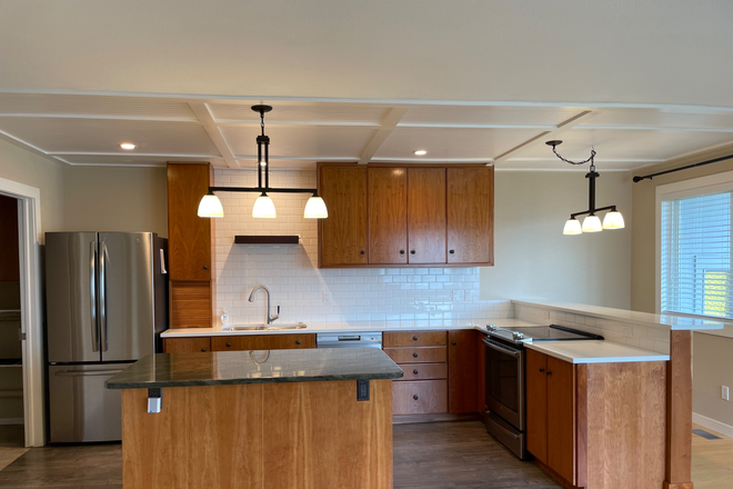 Kitchen - Updated 2BR Condo | Walk/Bike to CU | A/C | Covered Parking | In-Unit Laundry | Storage unit
