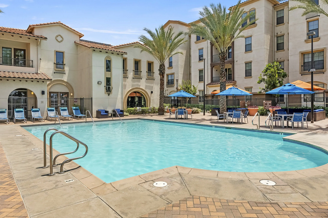 pool - Highlander at North Campus