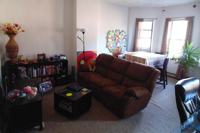 Visit hubrealtyproperties.com - Handy 1 bedroom, great location in Mission Hill, on green line T