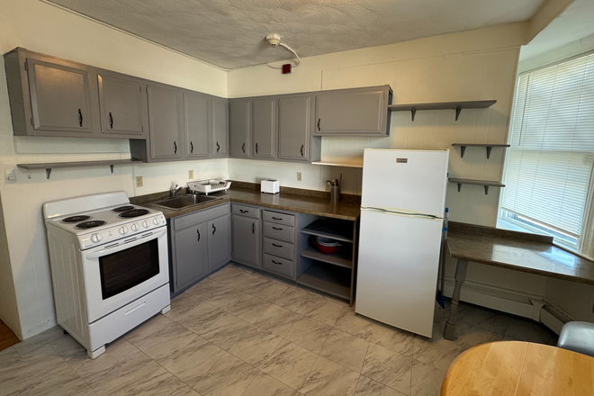 Kitchen - $1,950- 1 Bedroom
