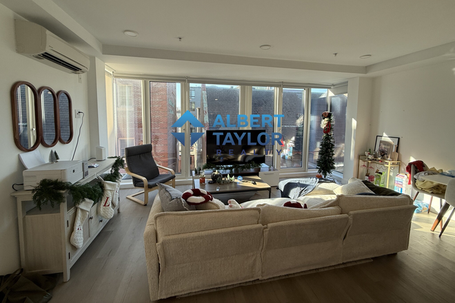 Living Area - *NO BROKER FEE*! Gorgeous 3Bed/2Bath with FLOOR to CEILING WINDOWS!