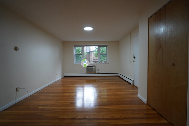 1 - SEPT 2026-Gorgeous 2 bed on Babcock, H/HW inc. No Broker Fee!
