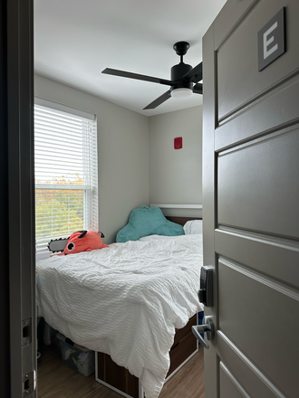 Bedroom - Aspen Heights Apartments