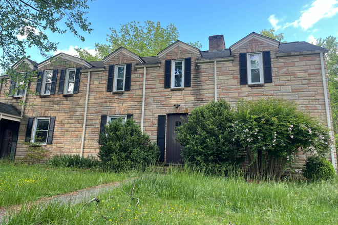 The house - Looking for sublease in June-July