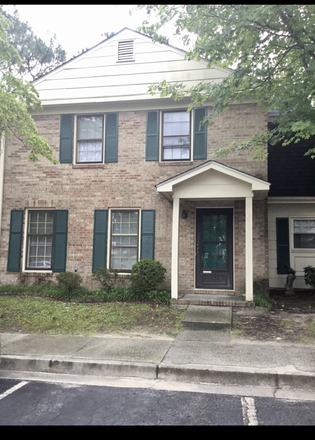 Front of house - Townhouse in Stonesthrow