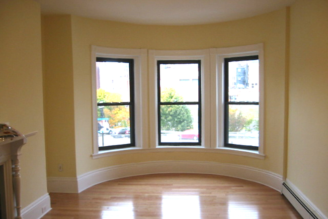 Visit hubrealtyproperties.com - Prime location, rare entire floor 3 bedroom with dishwasher, laundry in unit, A/C