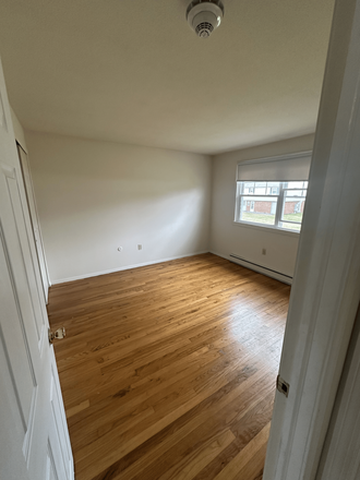 Bedroom - Colonial Village
