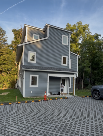Exterior - 815 Main Street - NEW CONSTRUCTION, Rent incl all utilities except electric Apartments