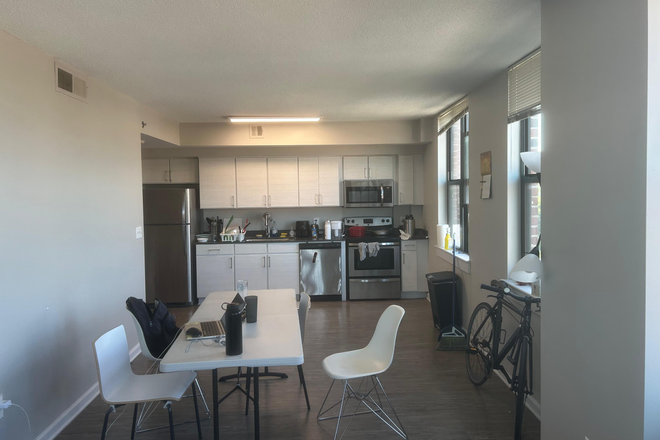 Living Room + Kitchen - University View 4x2 Spacious Corner Unit