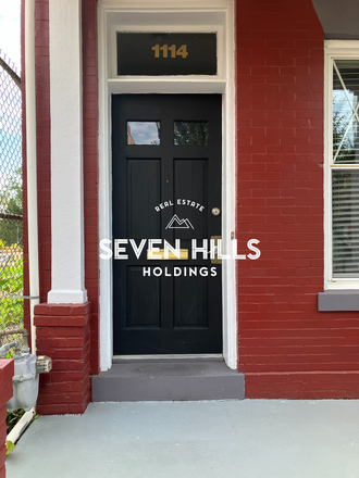 Front of House - 1114 W Clay St