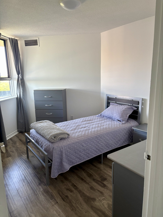 Bedroom - Cozy Private Room in a Shared Home – Albion Rd, Etobicoke