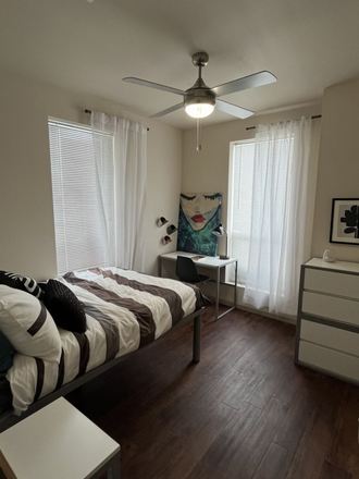 Bedroom 2 (optional bed size) - The Point - apartment close to campus, numerous busses, all amenities included, cheap rent