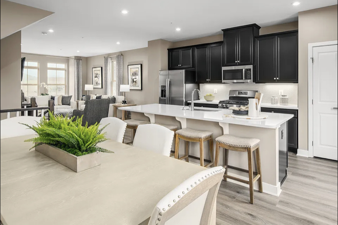 Kitchen - Luxury New-Build Townhome with Private Rooftop Terrace