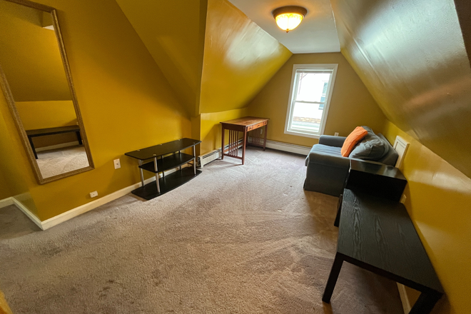 Sitting Room, Study, Pull-Out Sofa Bed - Ashmont/Peabody Square Efficiency Apartment Short Walk to Ashmont Station (Red Line)