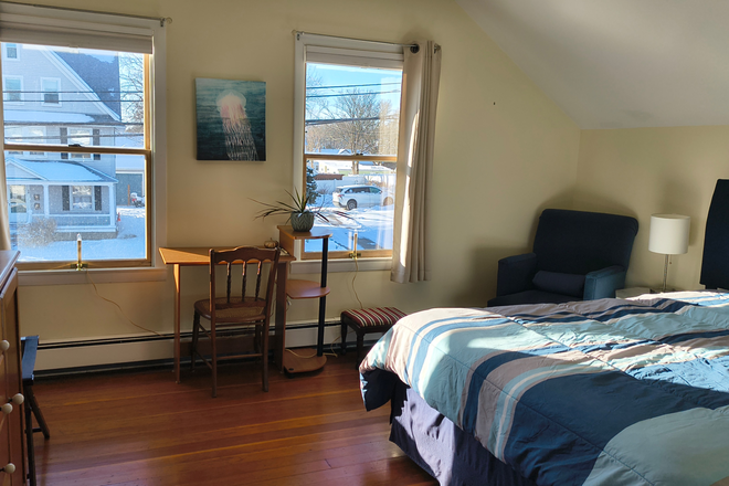 Bedroom - Private Suite