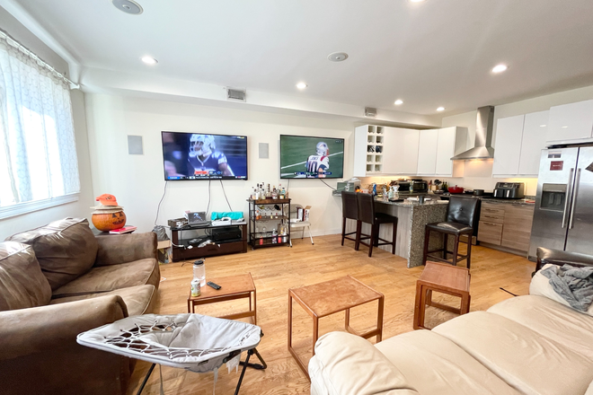 Livingroom - 275 Dorchester St., Boston, MA 02127 (South Boston)