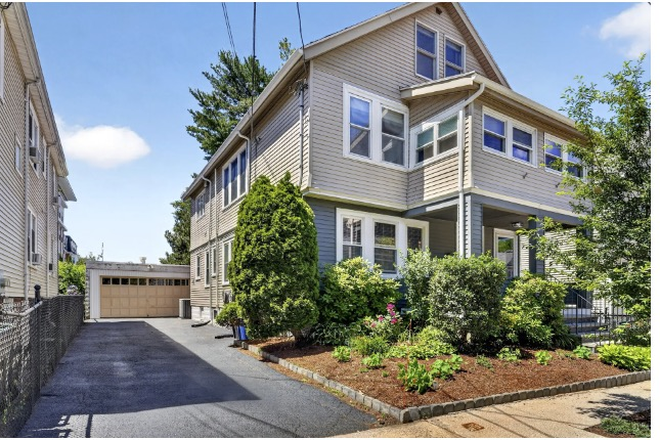 Front 23-25 Irvington Rd - Fall term lease - (Sep-Jan) Spacious 2 BR $2800/month First and security, NO FEE