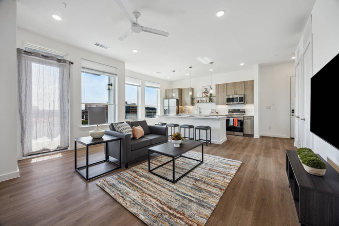 Kitchen and Common Room - 4B4B Summer Sublease at Nest on Sunset Apartments!