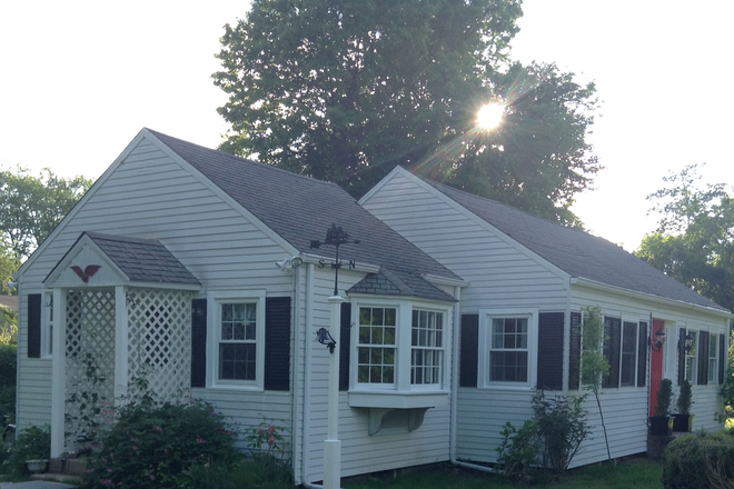 Outside of the houseJ - 156 Cross street