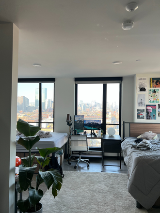 Bedroom - Lightview Double with Boston Skyline View