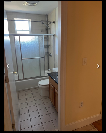 Bathroom - 3 Bedroom Apartment Close to Berklee/BoCo and Northeastern Campuses