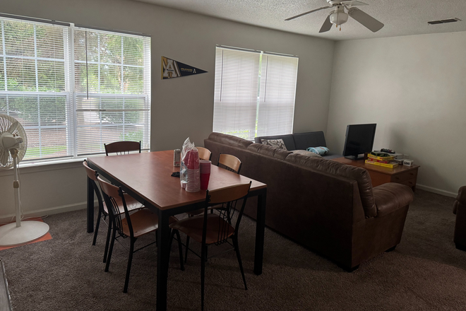 Living Room - University Highlands