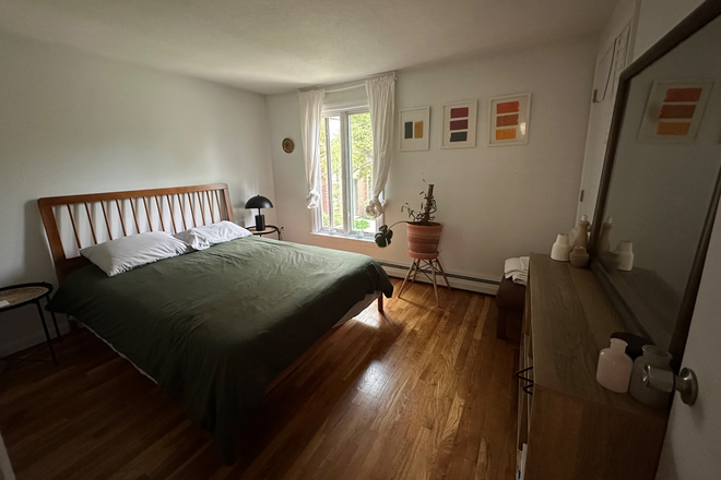 Bedroom - 2bd-1bth townhouse in echo hill