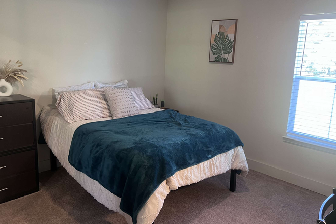 Bedroom 1 - The Rocks Summer Sublease (May-August) Apartments