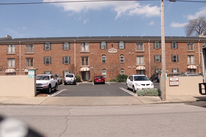 Main Entrance - 2B/2B Apartment close to campus