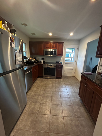 Shared Kitchen with brand-new oven, refrigerator, and microwave. - Sublet:Room in shared 3BR home-Edgemere Ave-Plainsboro