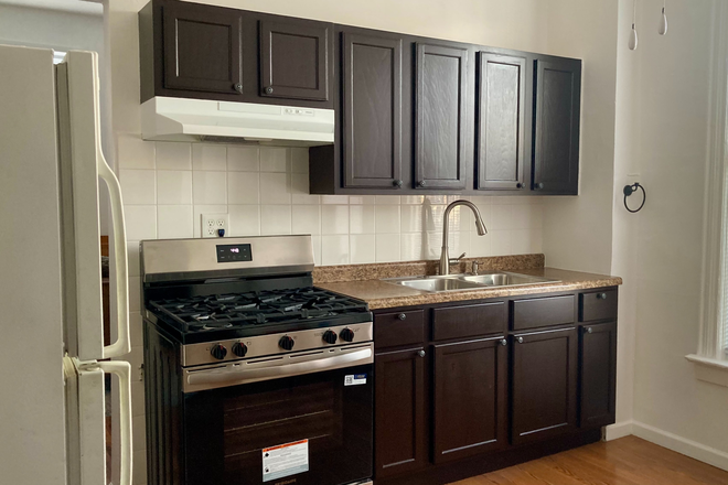 Kitchen - UIC Medical District-Tritaylor-West Campus