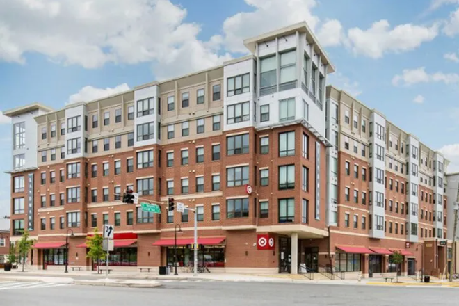 Landmark exterior - LANDMARK, COLLEGE PARK MD Apartments