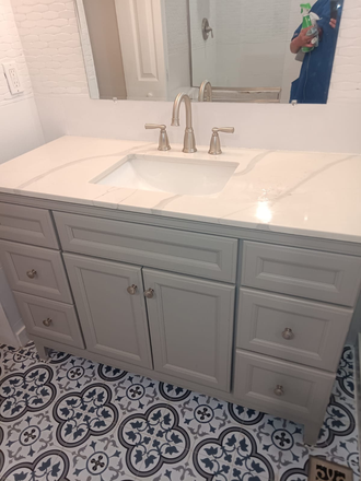 master bathroom - Charming Home in Fells Point
